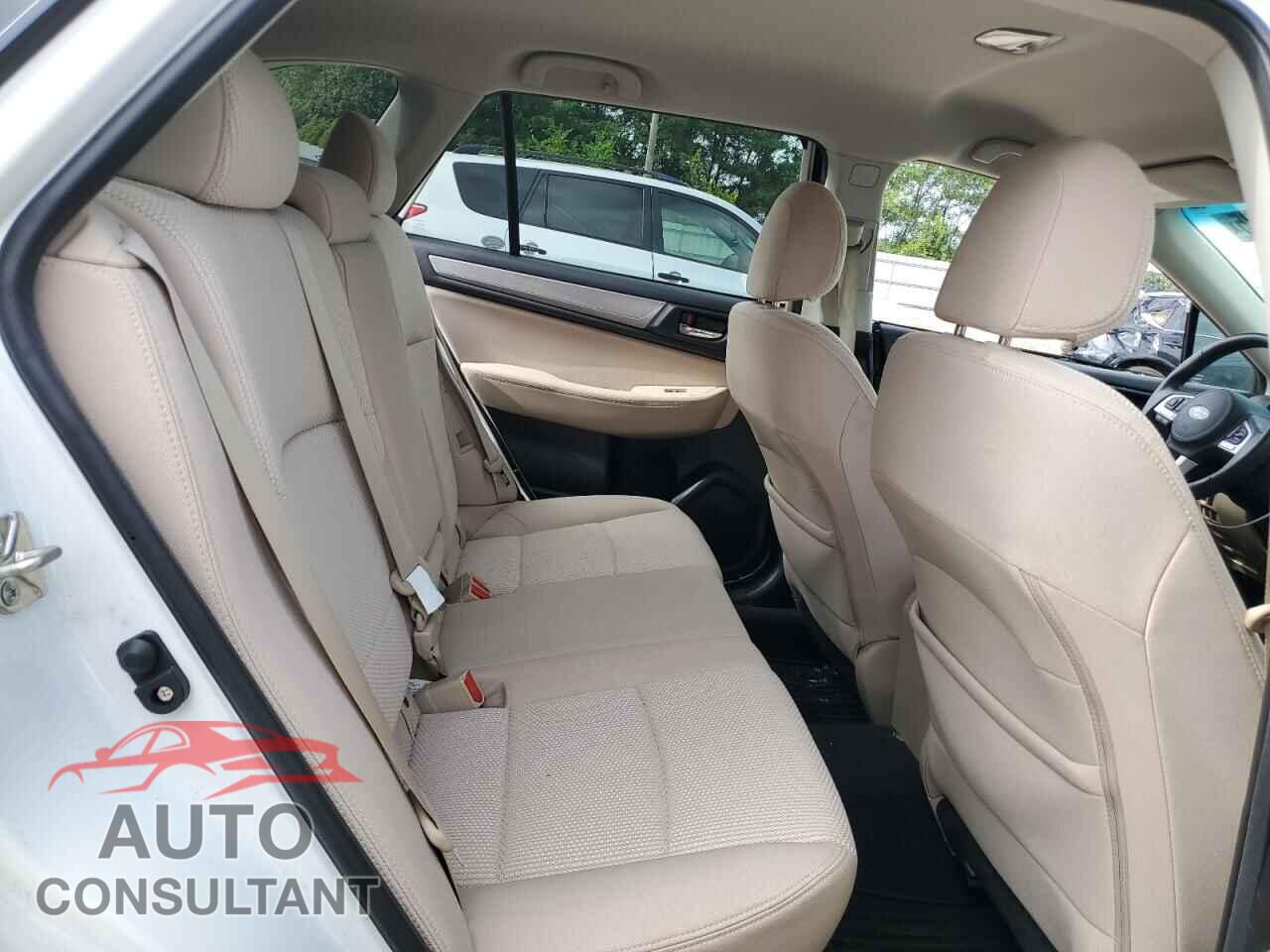 SUBARU OUTBACK 2017 - 4S4BSACC0H3377805