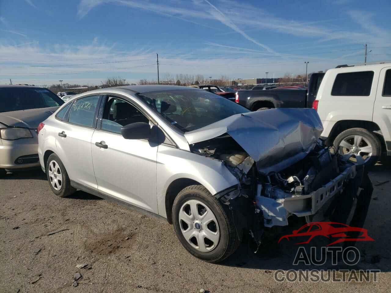 FORD FOCUS 2018 - 1FADP3E20JL249073