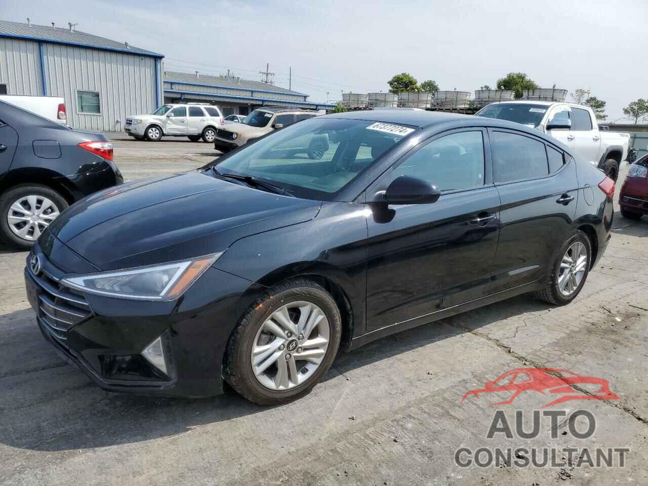 HYUNDAI ELANTRA 2019 - 5NPD84LF4KH403681