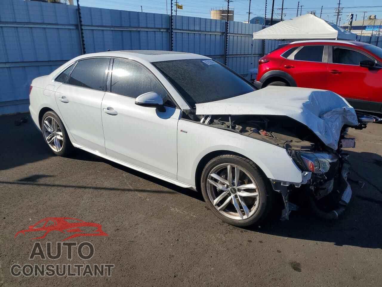 AUDI A4 2021 - WAUDAAF42MN007780
