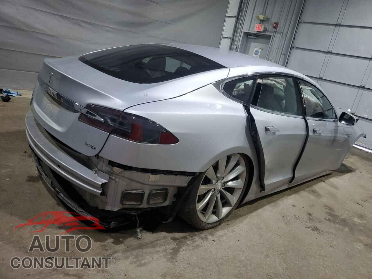 TESLA MODEL S 2016 - 5YJSA1E27GF143156