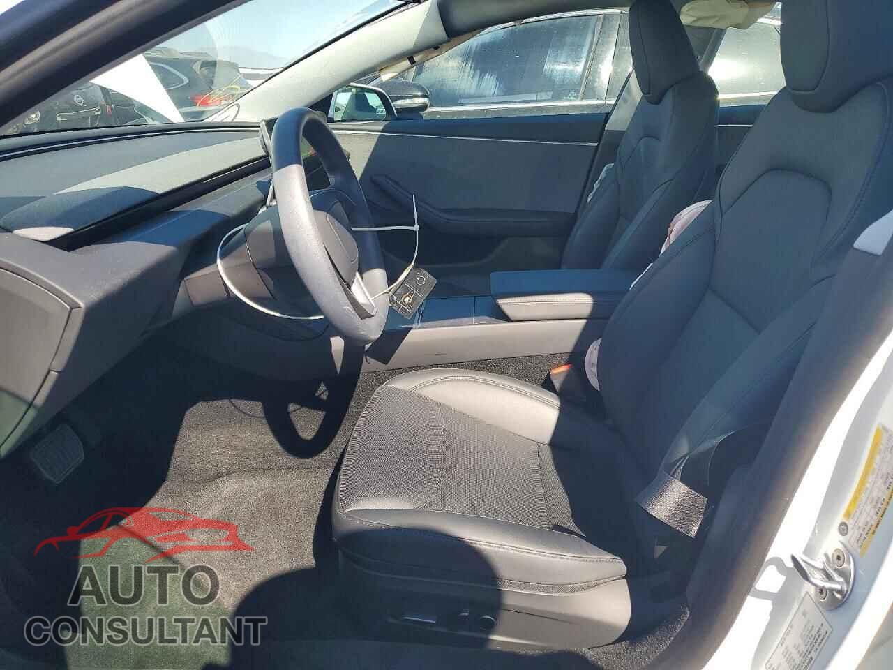 TESLA MODEL 3 2025 - 5YJ3E1EA2SF006036