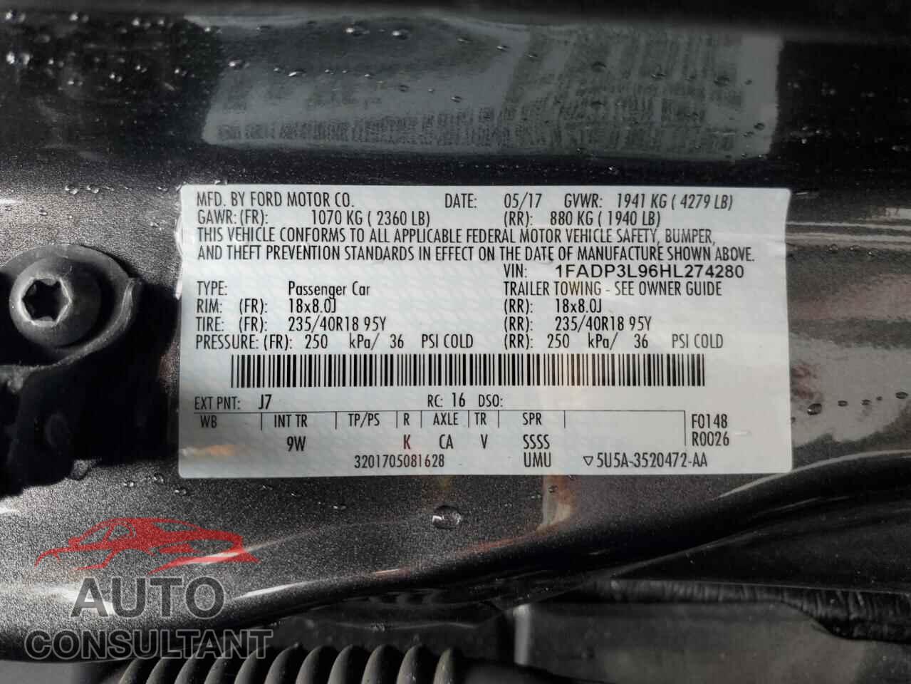 FORD FOCUS 2017 - 1FADP3L96HL274280