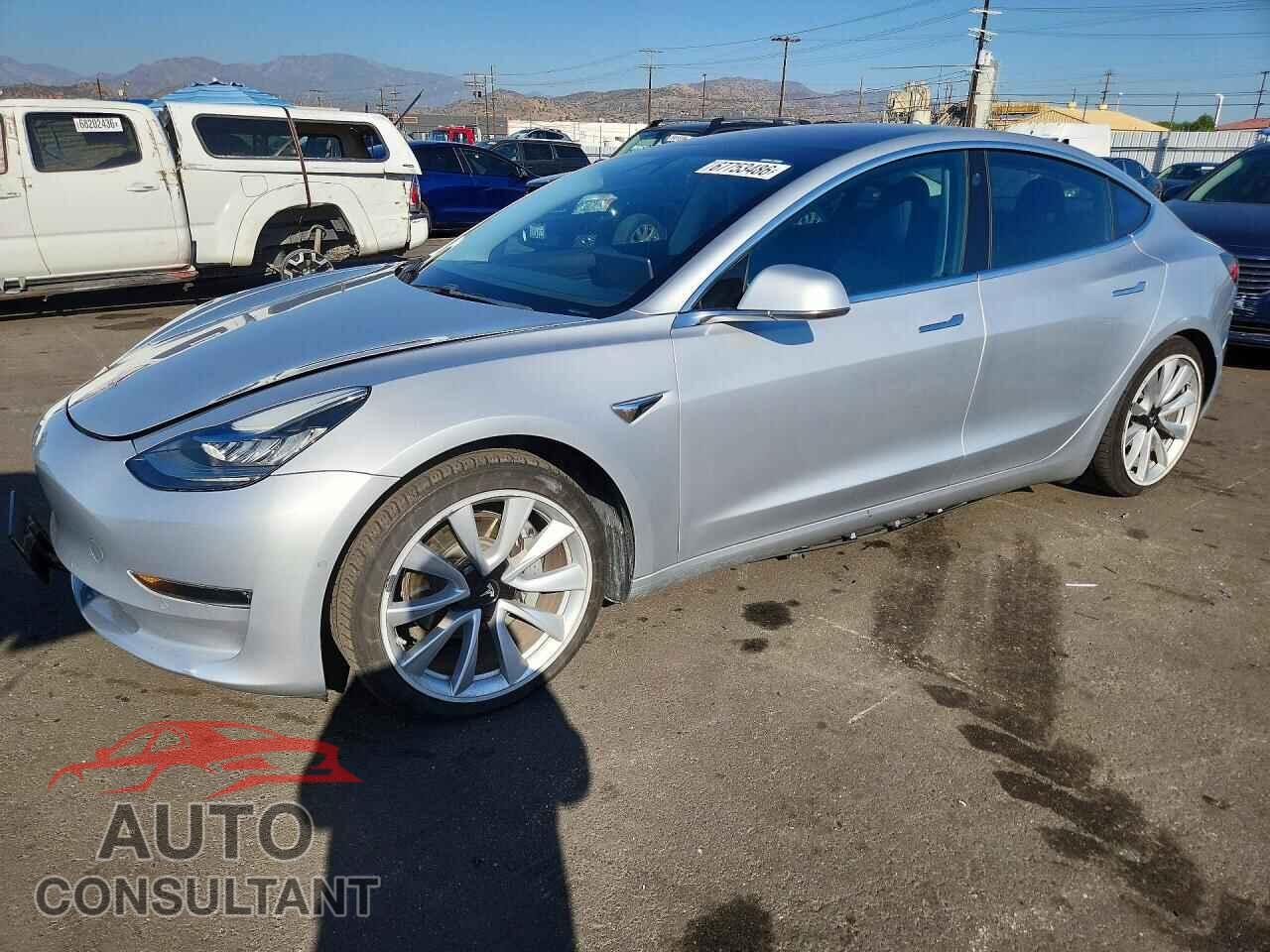 TESLA MODEL 3 2018 - 5YJ3E1EB7JF069172