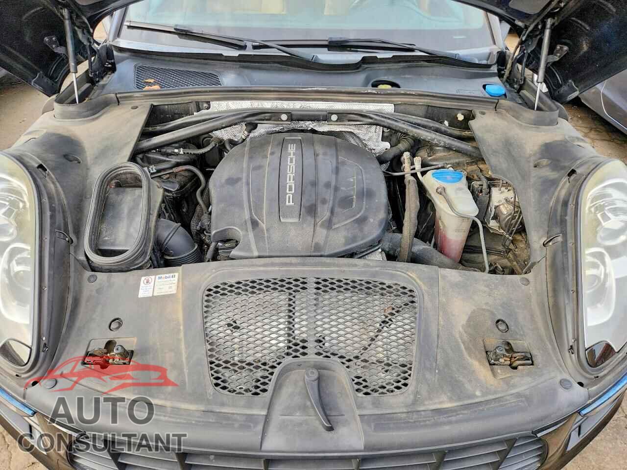 PORSCHE MACAN 2017 - WP1AA2A55HLB00708