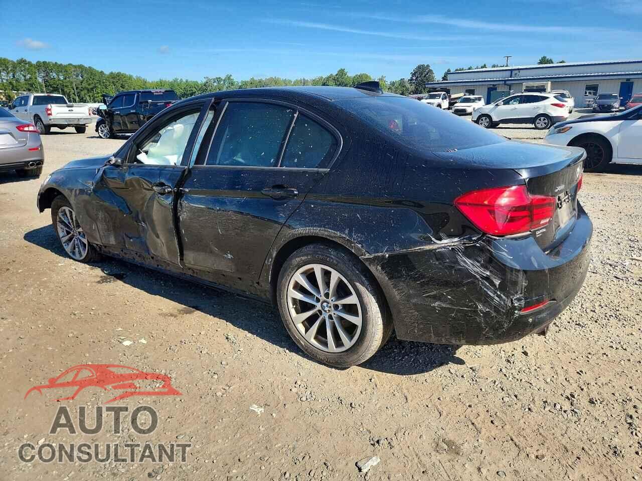 BMW 3 SERIES 2017 - WBA8A3C5XHK691981