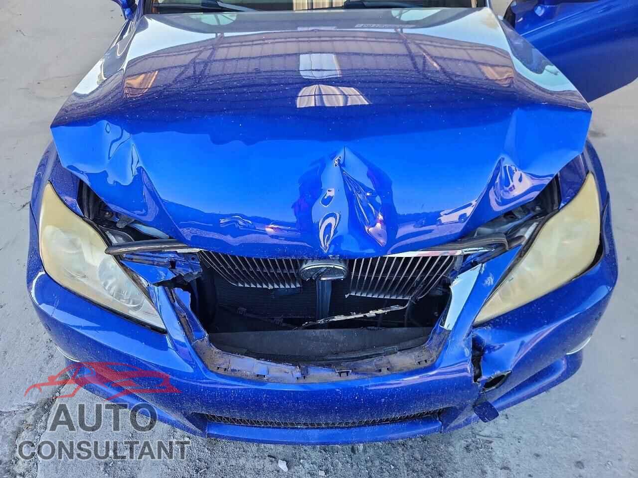 LEXUS IS 2010 - JTHFE2C21A2503030