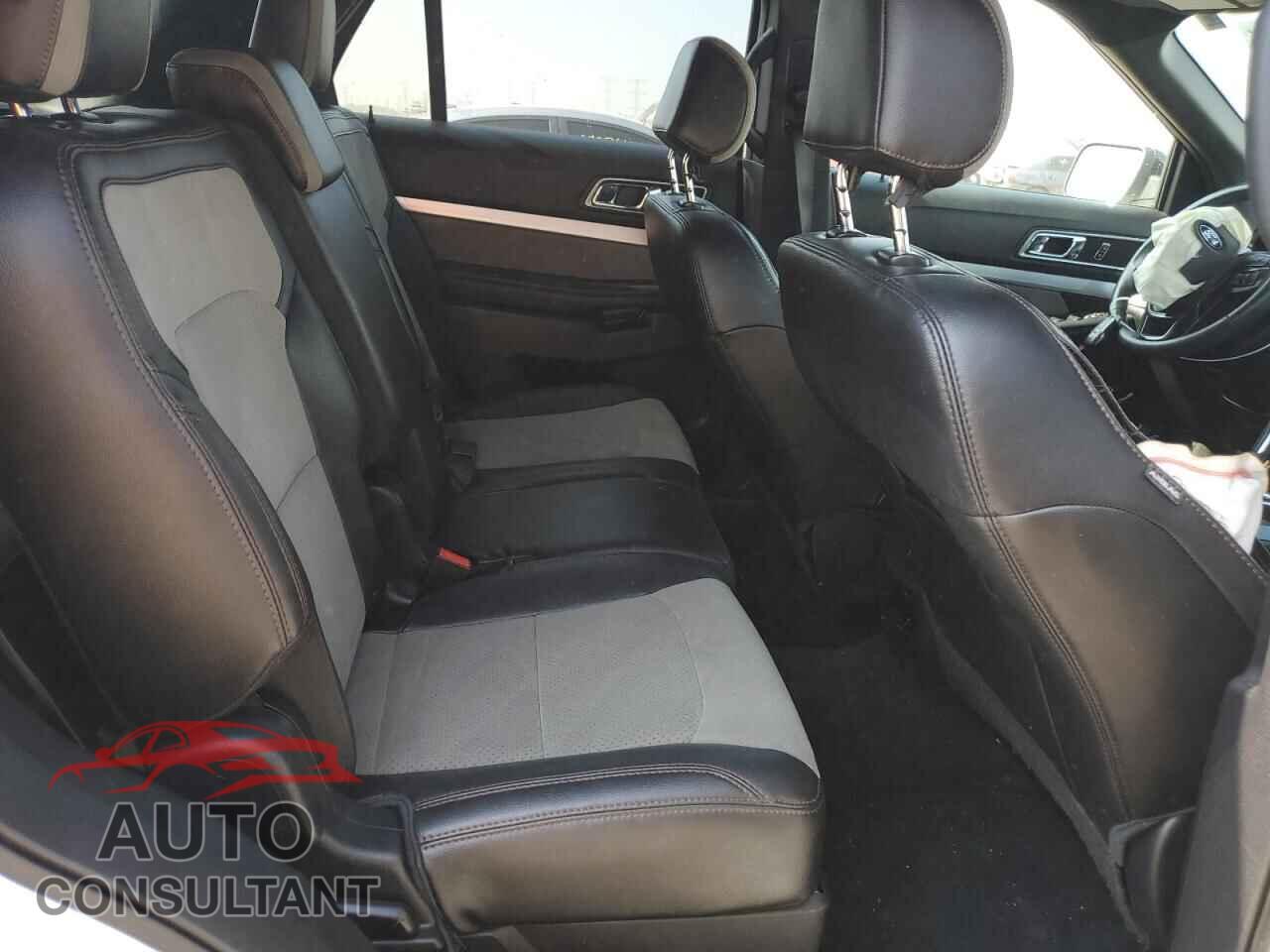 FORD EXPLORER 2017 - 1FM5K8D85HGE34802