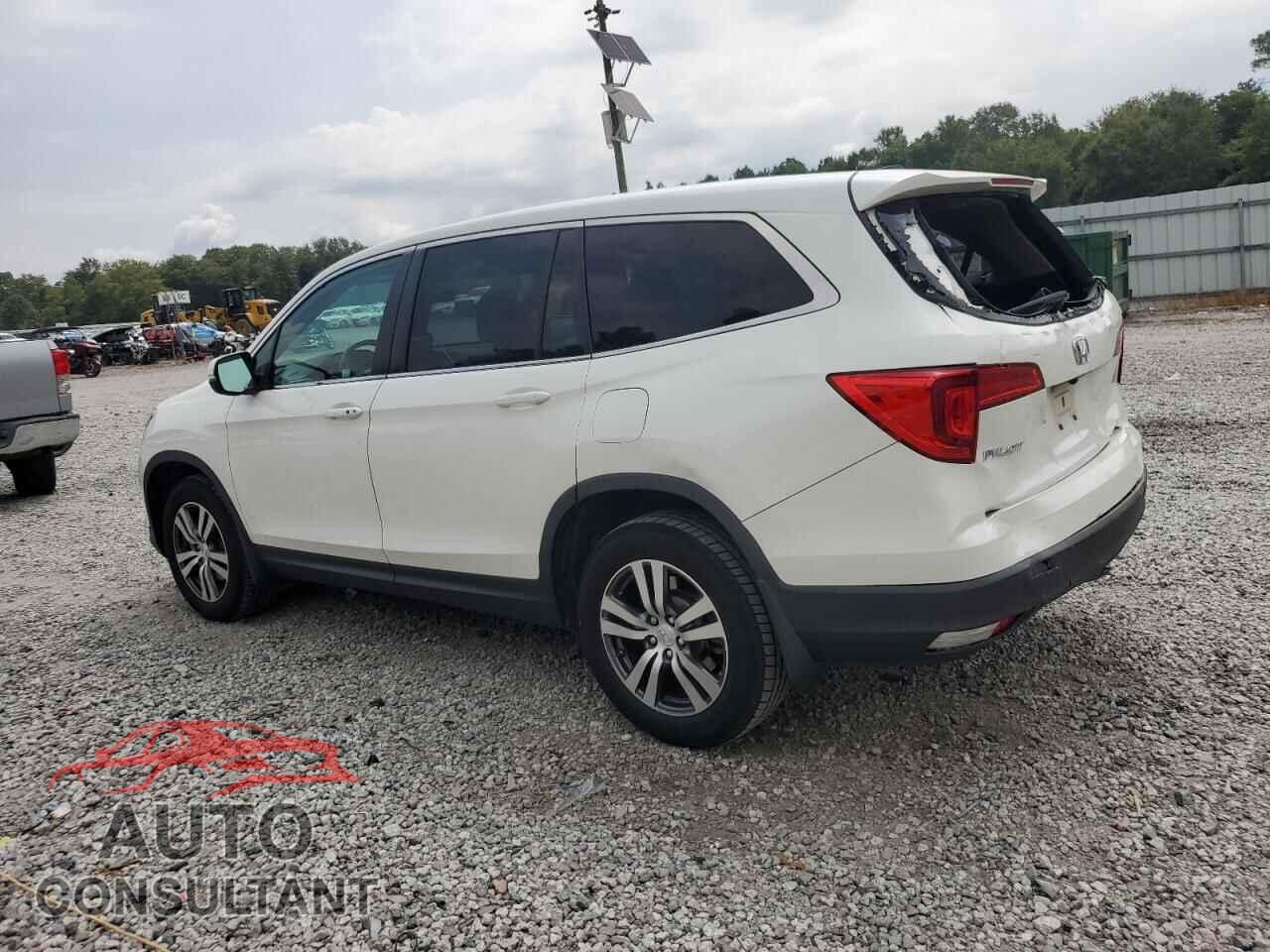 HONDA PILOT 2017 - 5FNYF5H71HB009979