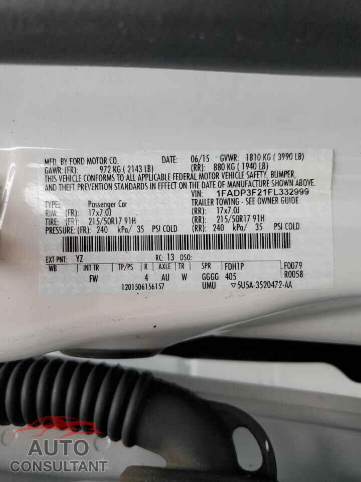 FORD FOCUS 2015 - 1FADP3F21FL332999