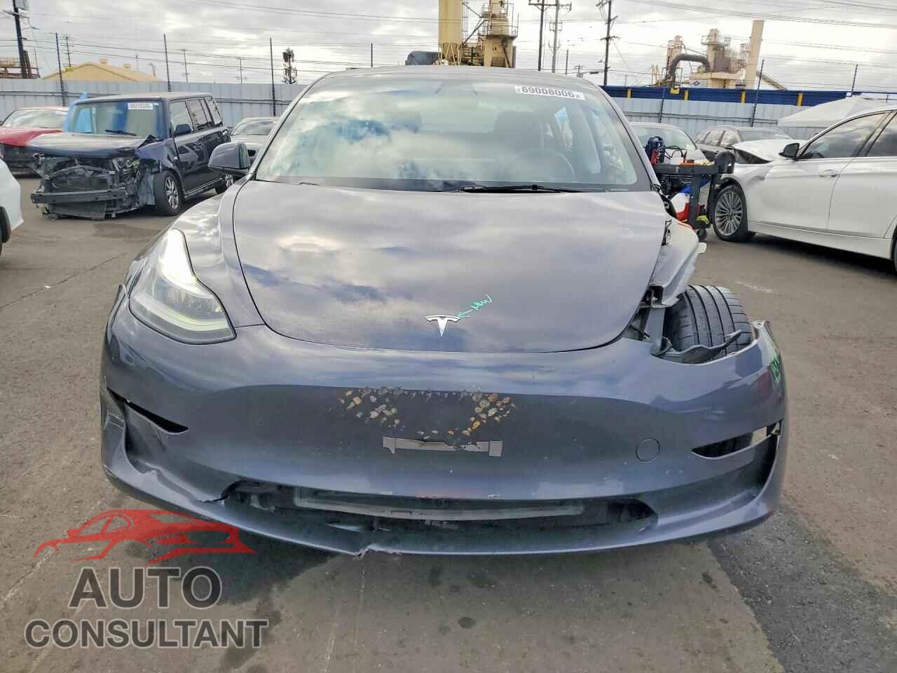 TESLA MODEL 3 2023 - 5YJ3E1EA5PF686604