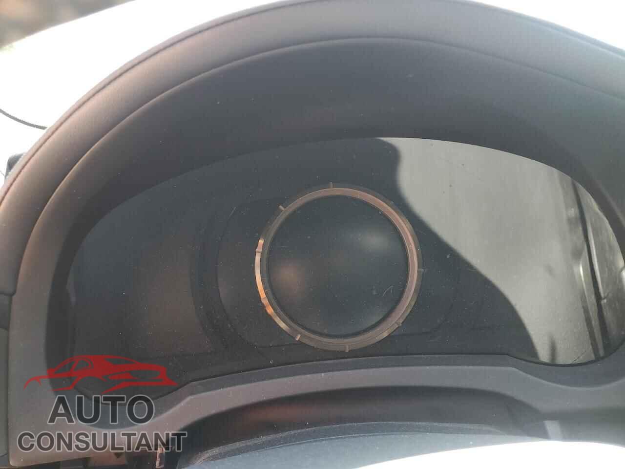 LEXUS IS 2014 - JTHCF1D29E5001251