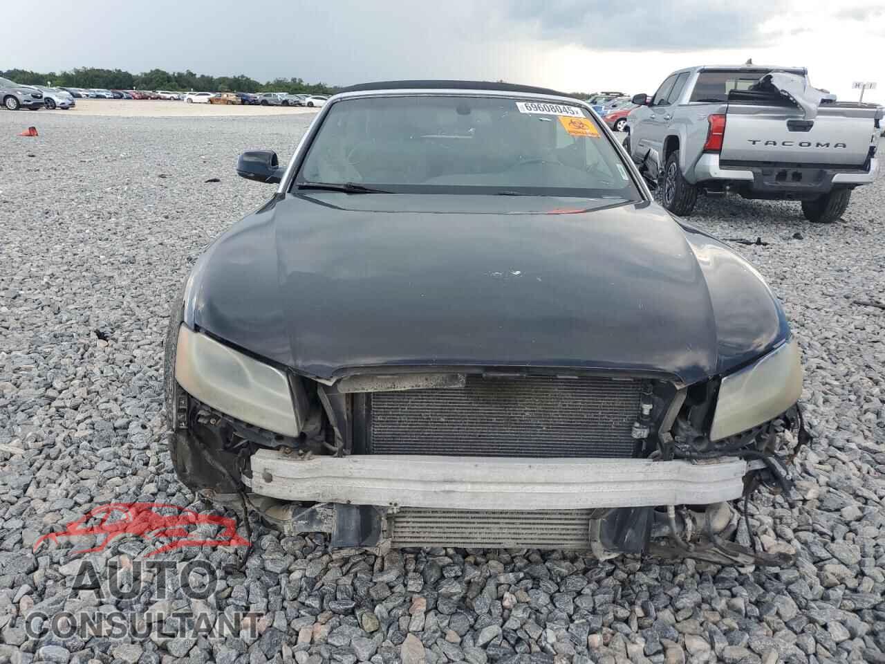 AUDI A5 2011 - WAULFAFH8BN010535