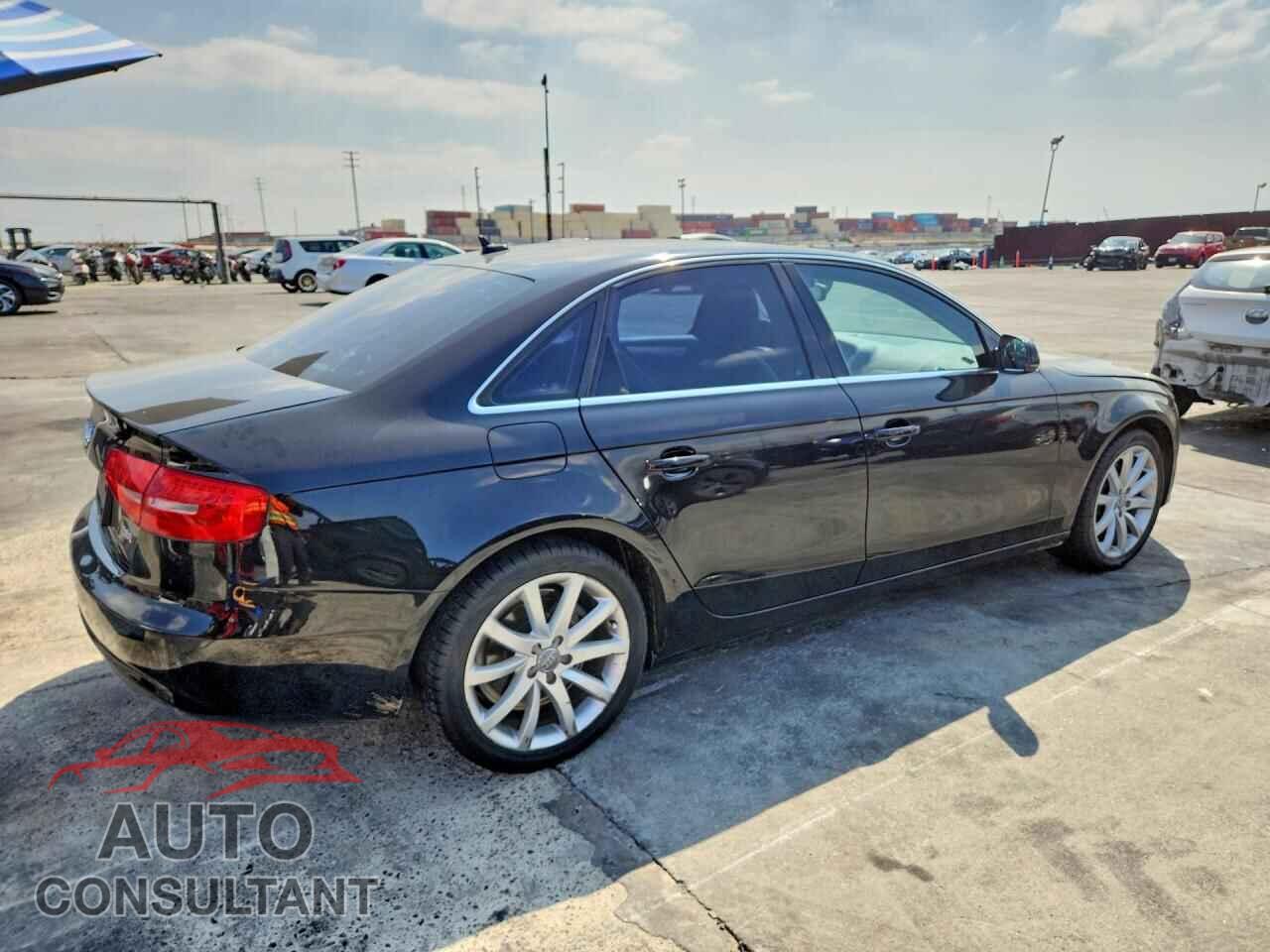 AUDI A4 2013 - WAUEFAFL2DN028108