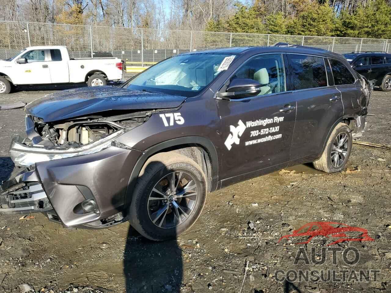 TOYOTA HIGHLANDER 2018 - 5TDZARFH6JS039938