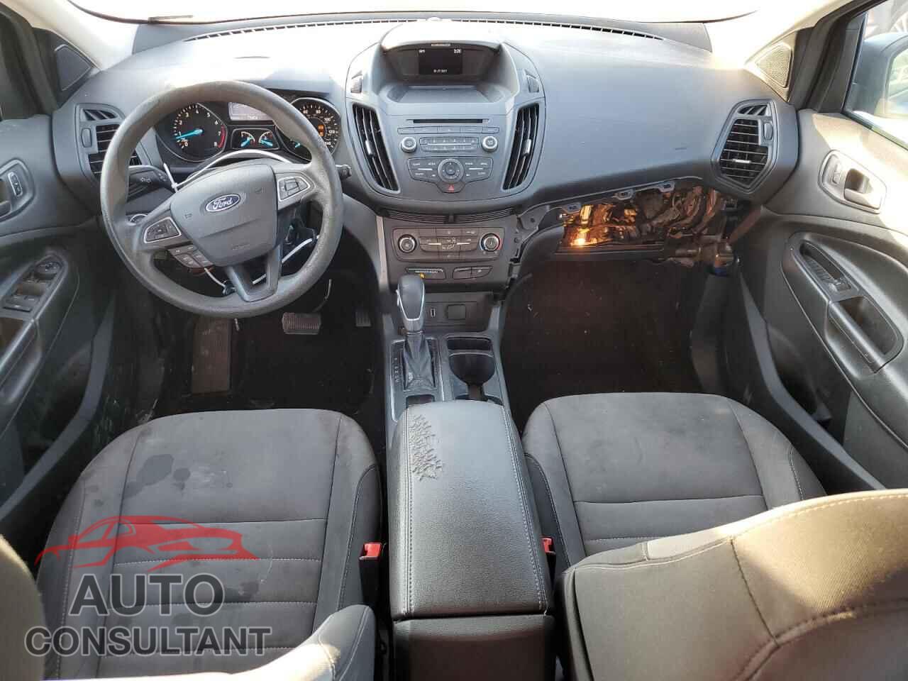 FORD ESCAPE 2017 - 1FMCU0F78HUD15666