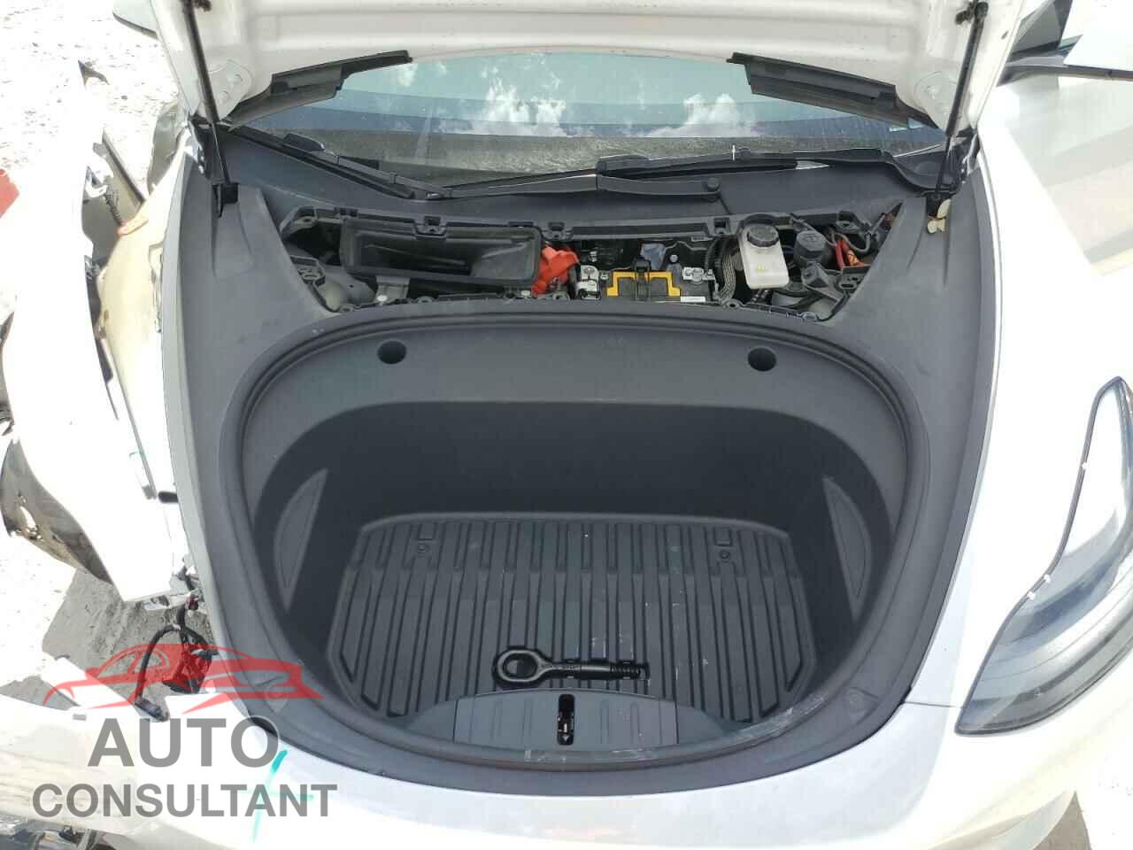 TESLA MODEL 3 2021 - 5YJ3E1EA1MF098131