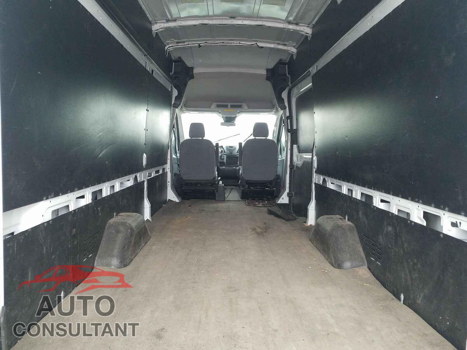 FORD TRANSIT CO 2018 - 1FTYR3XG3JKA46991