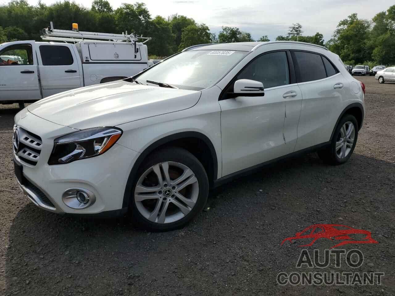 MERCEDES-BENZ GLA-CLASS 2018 - WDCTG4GB2JJ425135