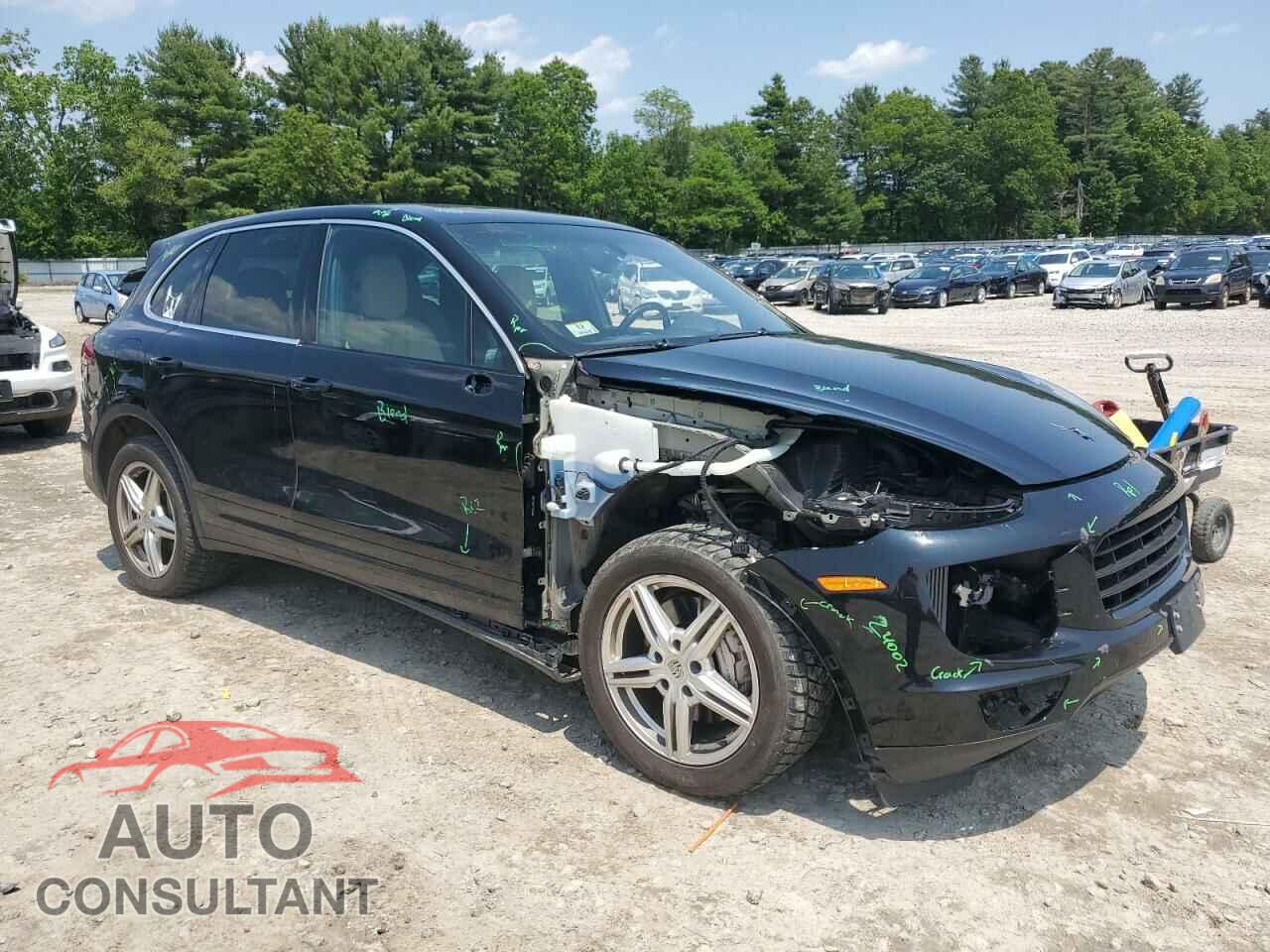 PORSCHE CAYENNE 2017 - WP1AB2A28HLA50258