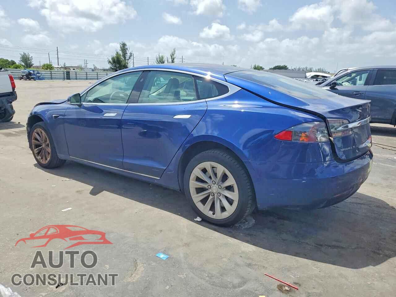 TESLA MODEL S 2017 - 5YJSA1E13HF213258