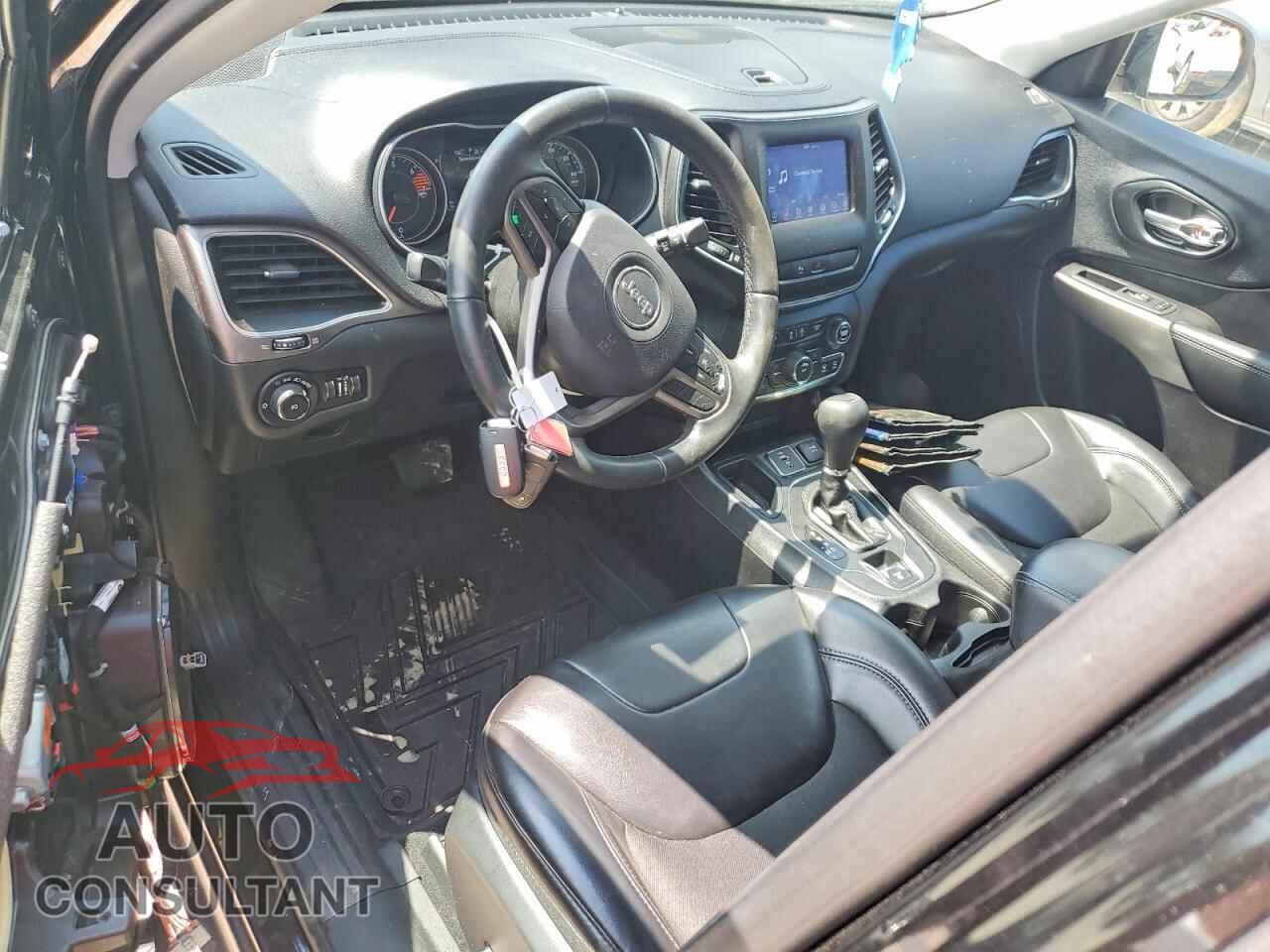 JEEP CHEROKEE 2019 - 1C4PJLLB8KD290056