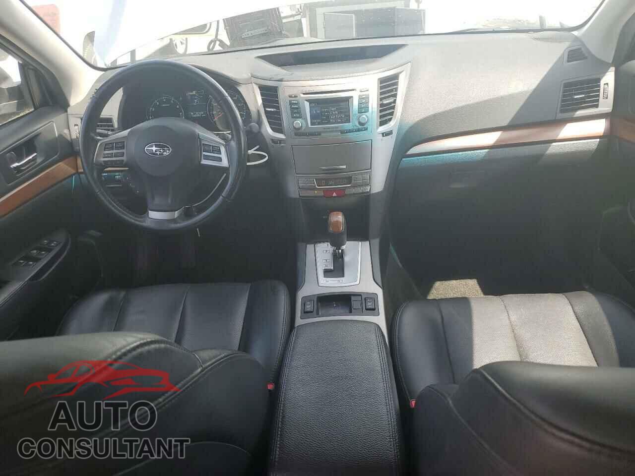 SUBARU OUTBACK 2013 - 4S4BRBKC6D3294960