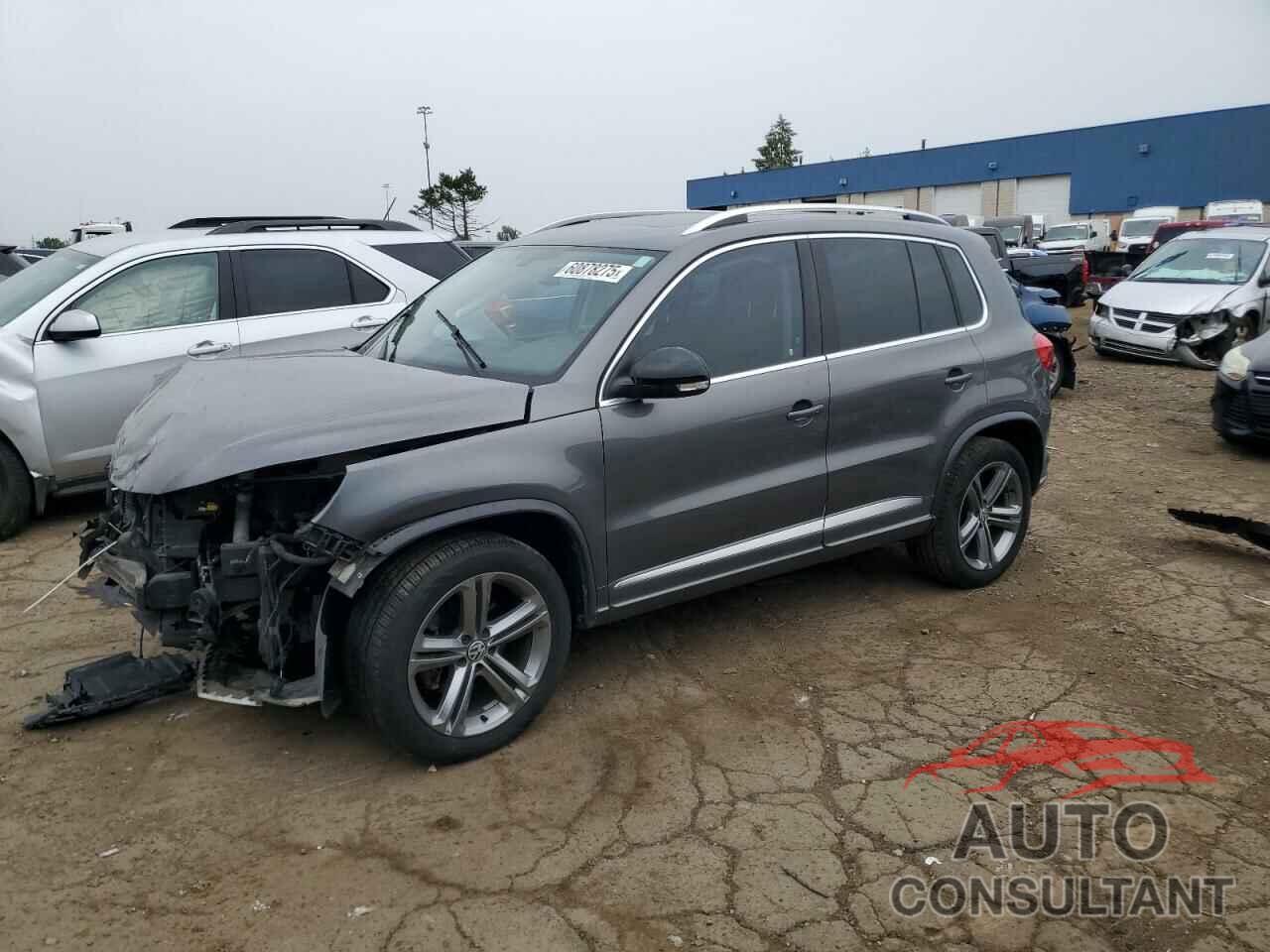 VOLKSWAGEN TIGUAN 2017 - WVGTV7AX0HK018268