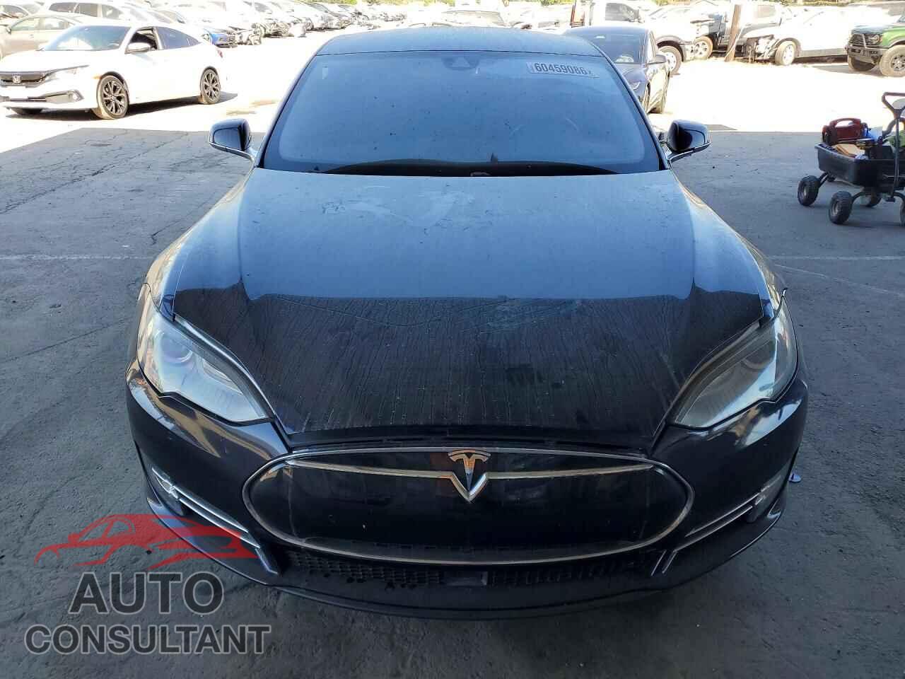 TESLA MODEL S 2015 - 5YJSA1S10FFP71554
