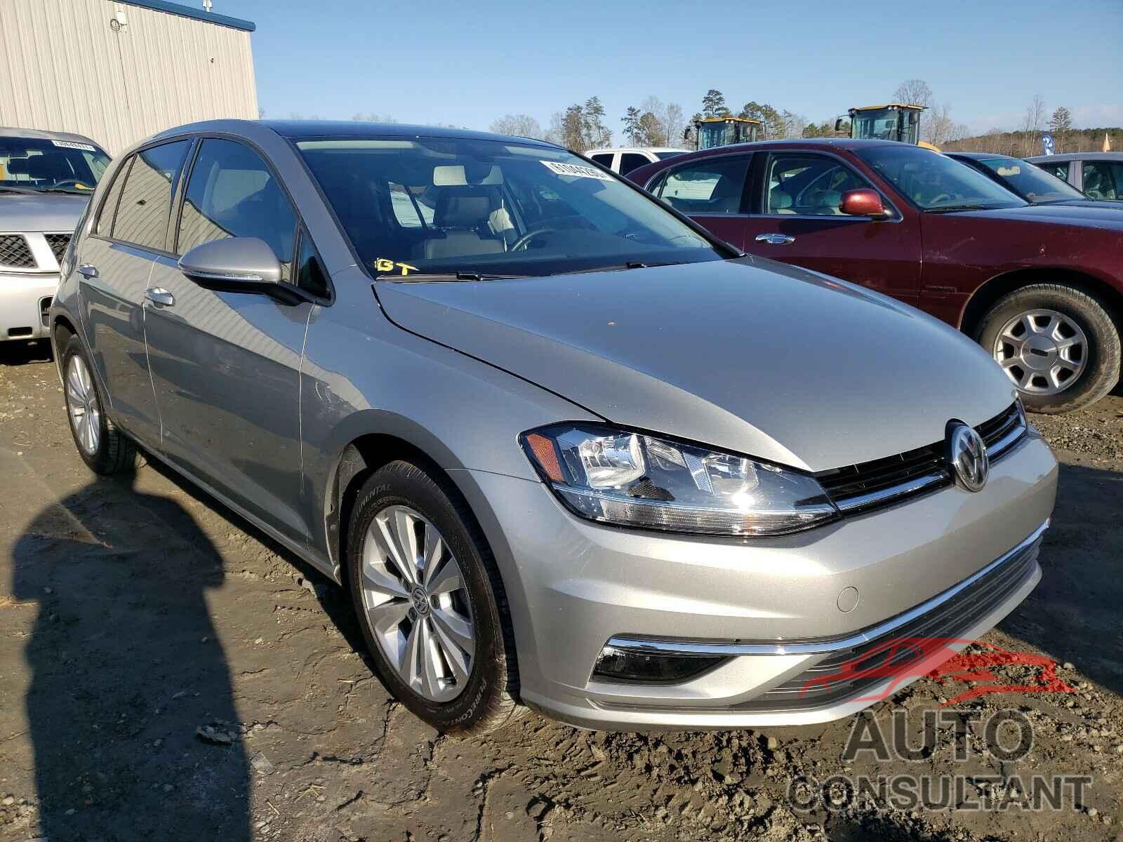 VOLKSWAGEN GOLF 2018 - 3VWB17AU7JM272640