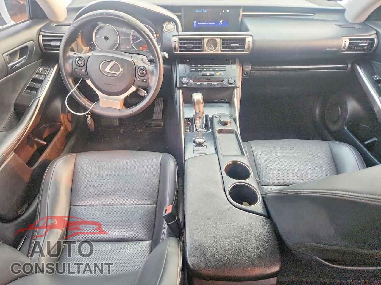 LEXUS IS 2014 - JTHBF1D29E5024511