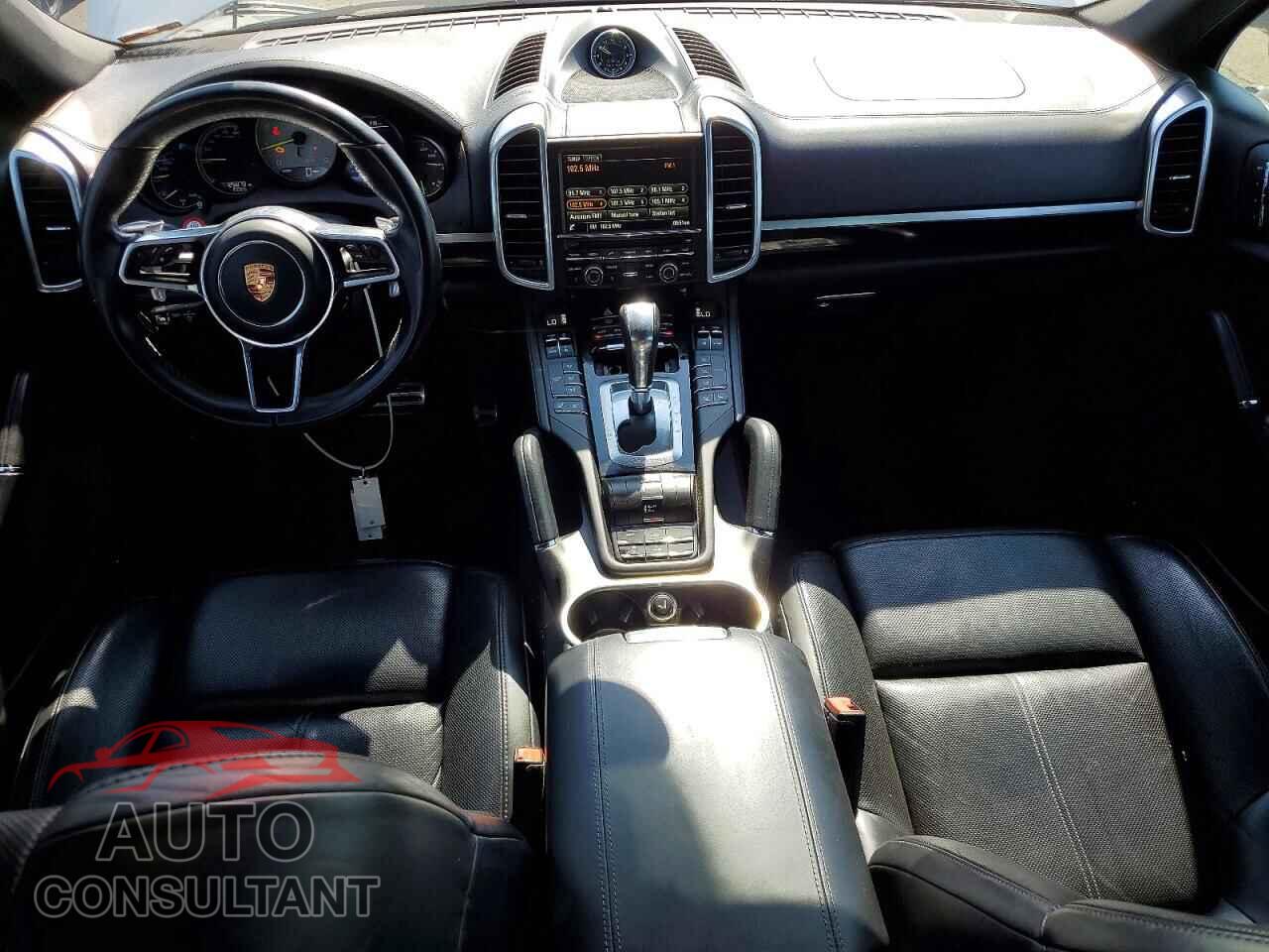 PORSCHE CAYENNE 2015 - WP1AE2A21FLA52521