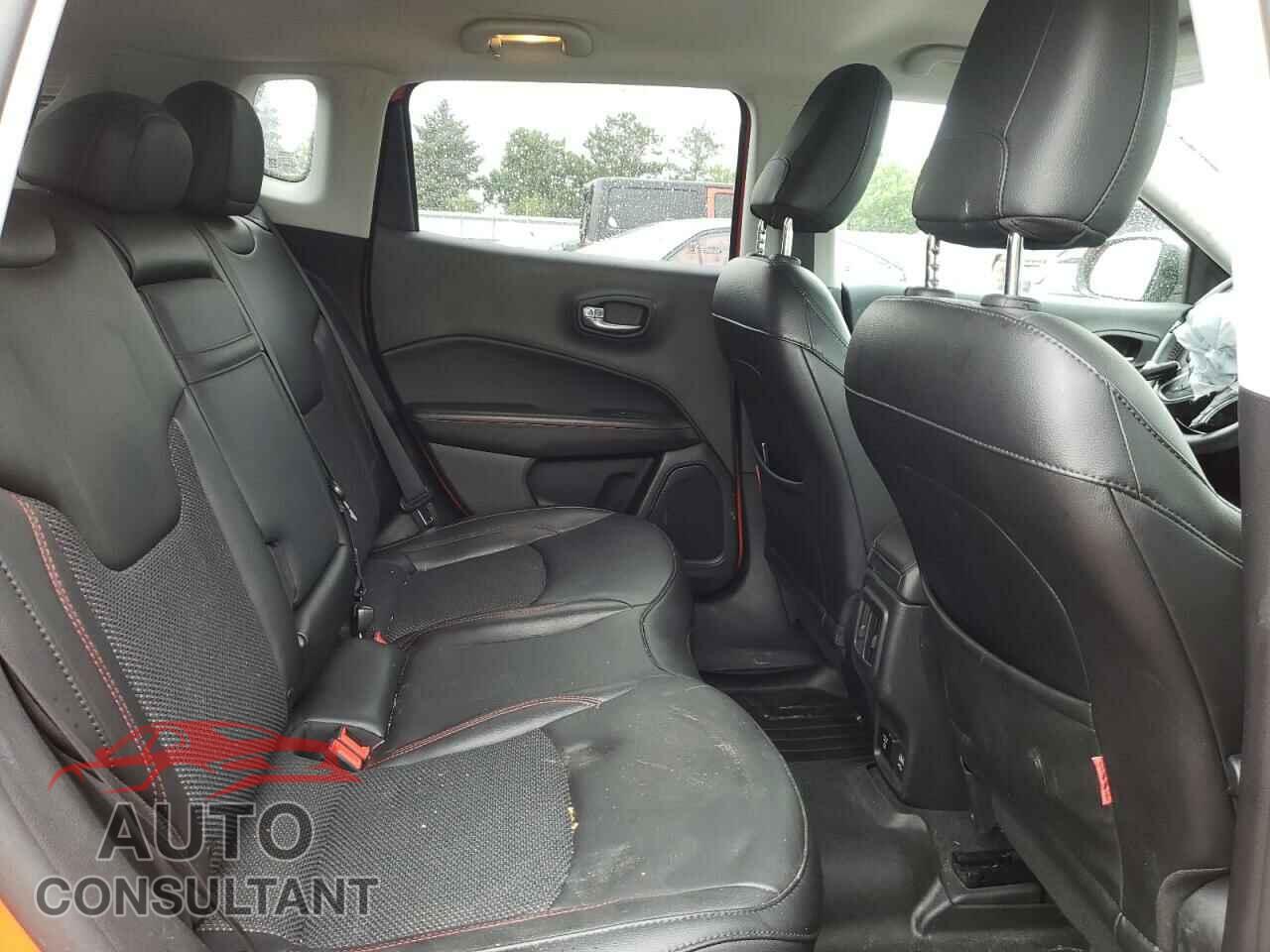 JEEP COMPASS 2019 - 3C4NJDDB7KT729284