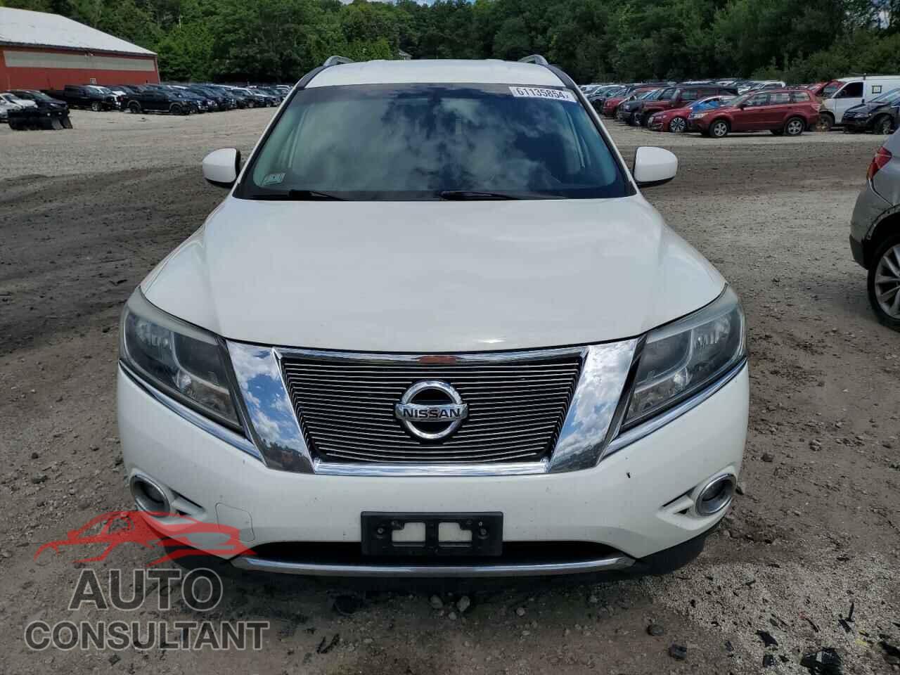 NISSAN PATHFINDER 2016 - 5N1AR2MM0GC620449