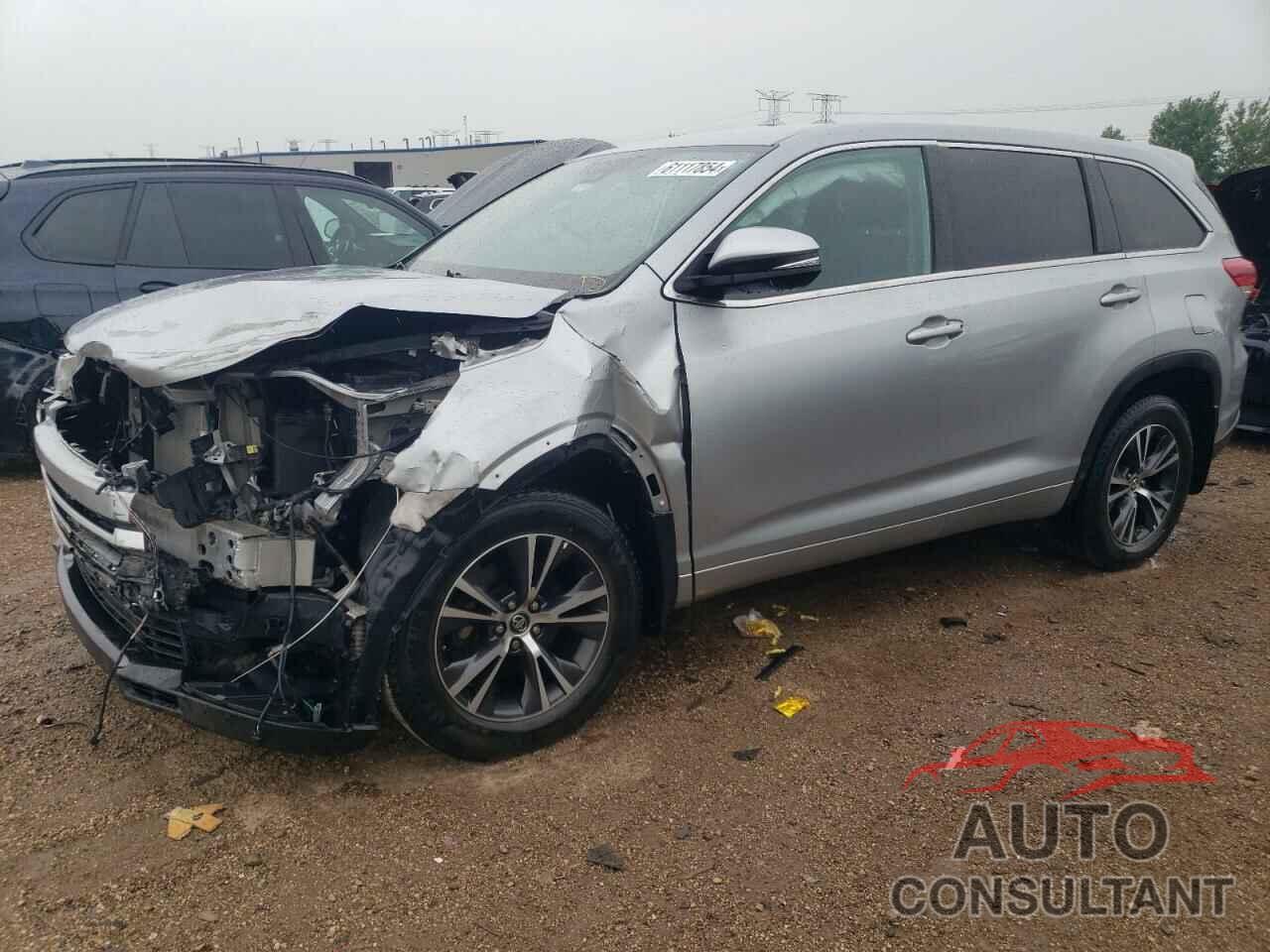 TOYOTA HIGHLANDER 2018 - 5TDBZRFH1JS812213