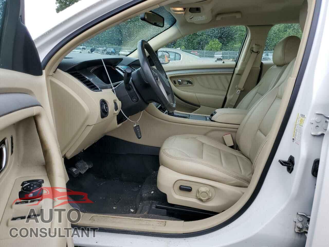 FORD TAURUS 2016 - 1FAHP2E85GG139119