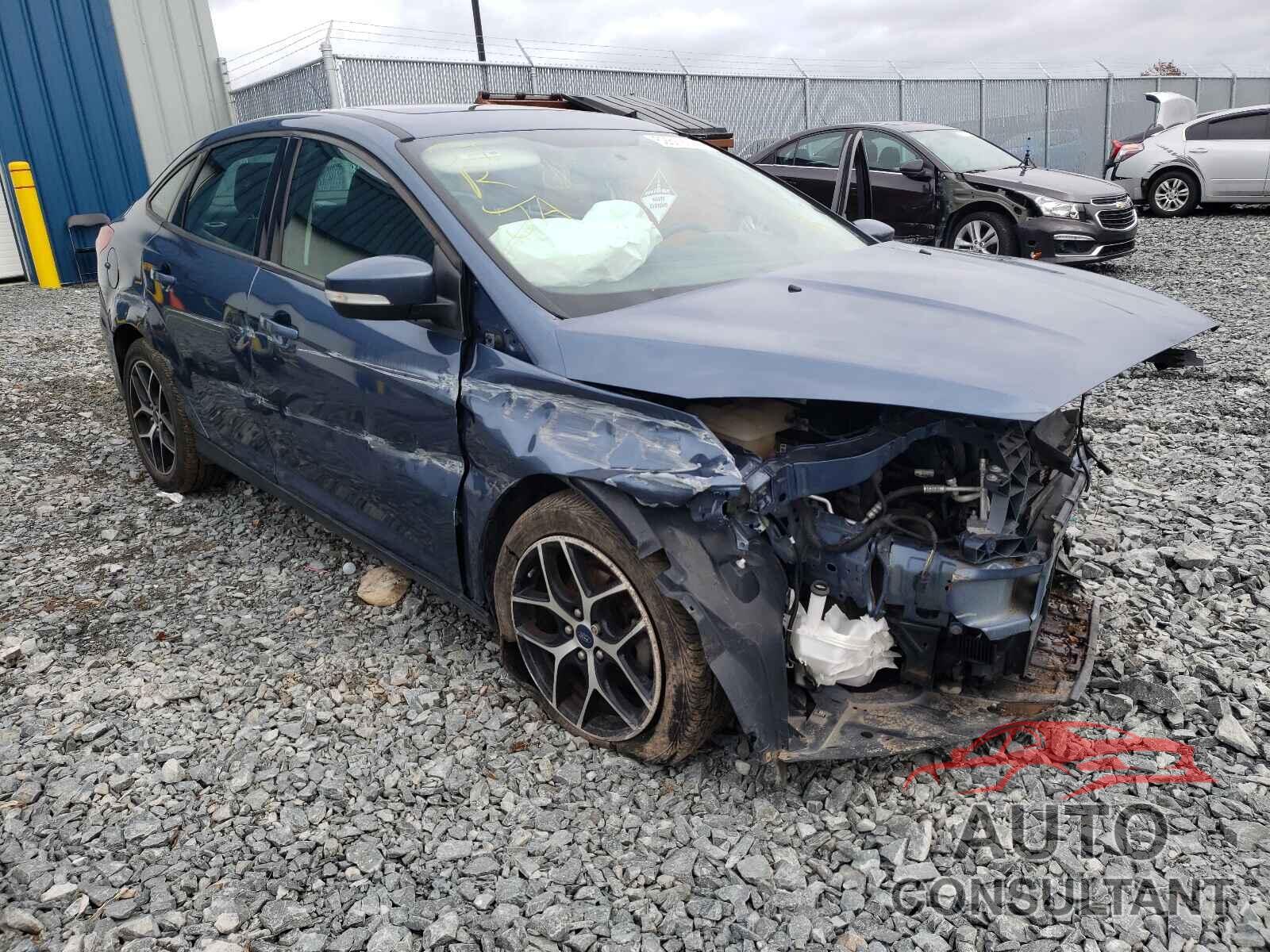 FORD FOCUS 2018 - 1FADP3H23JL305941
