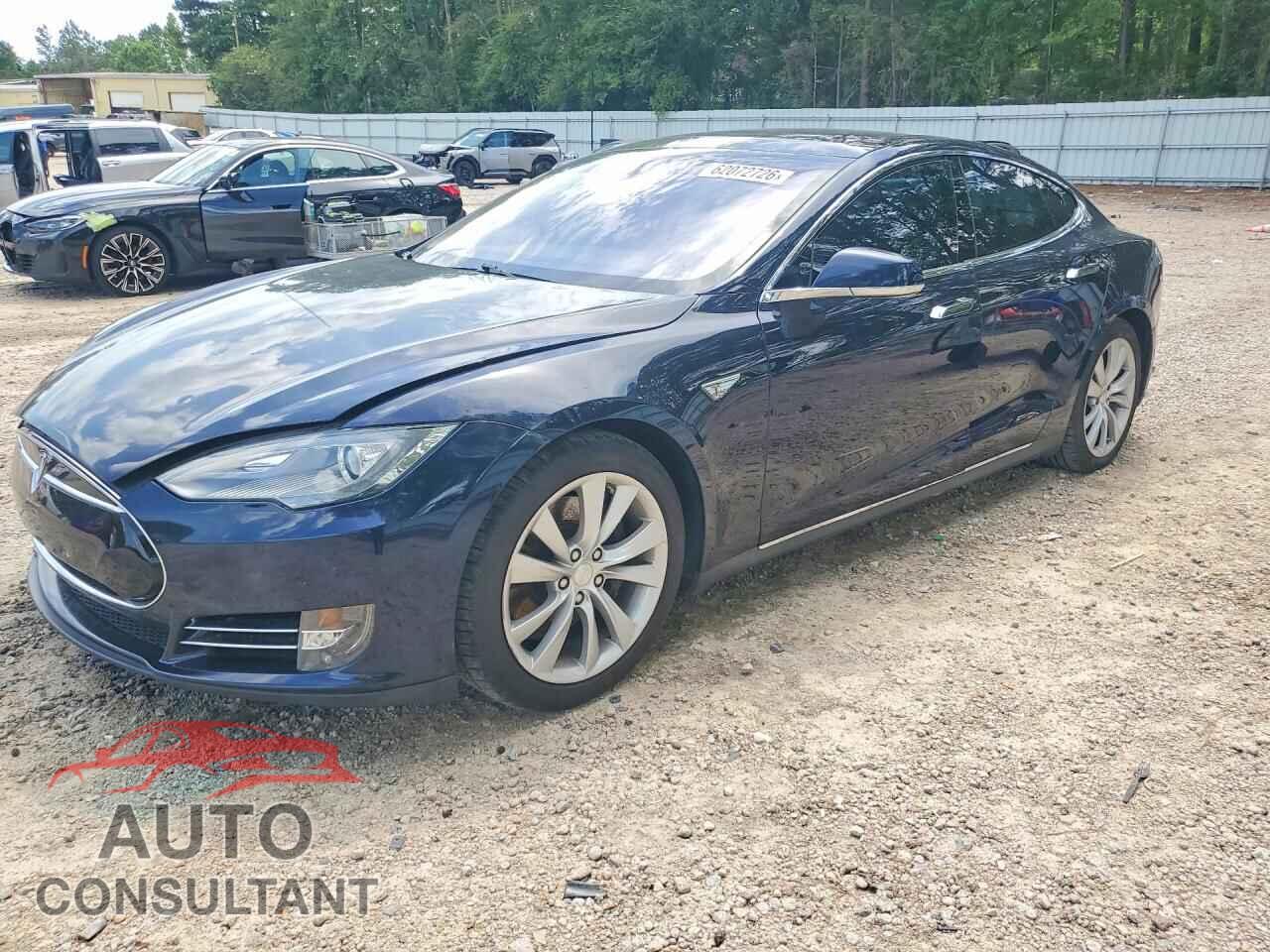 TESLA MODEL S 2013 - 5YJSA1DP2DFP24802