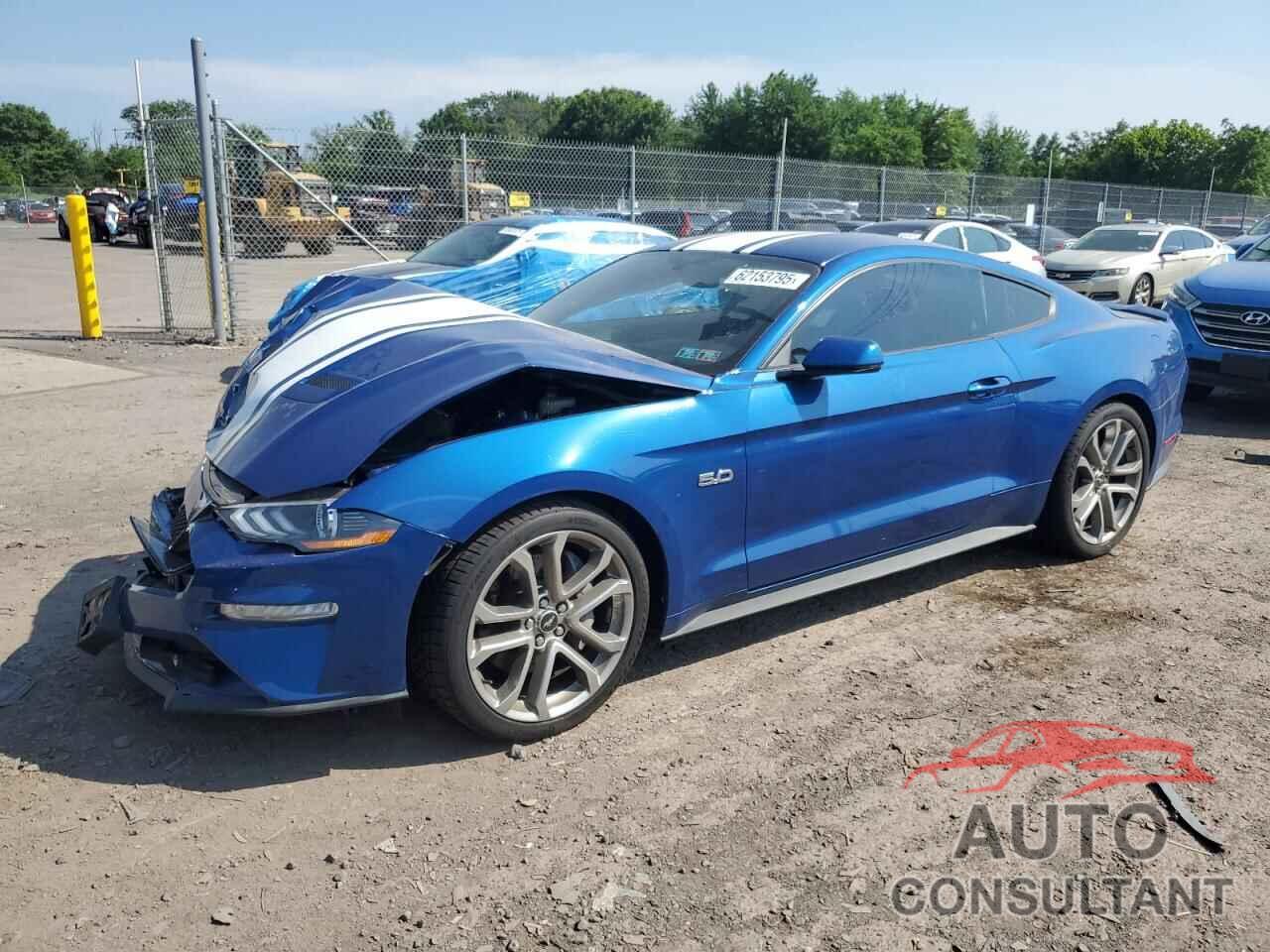 FORD MUSTANG 2018 - 1FA6P8CF8J5178382