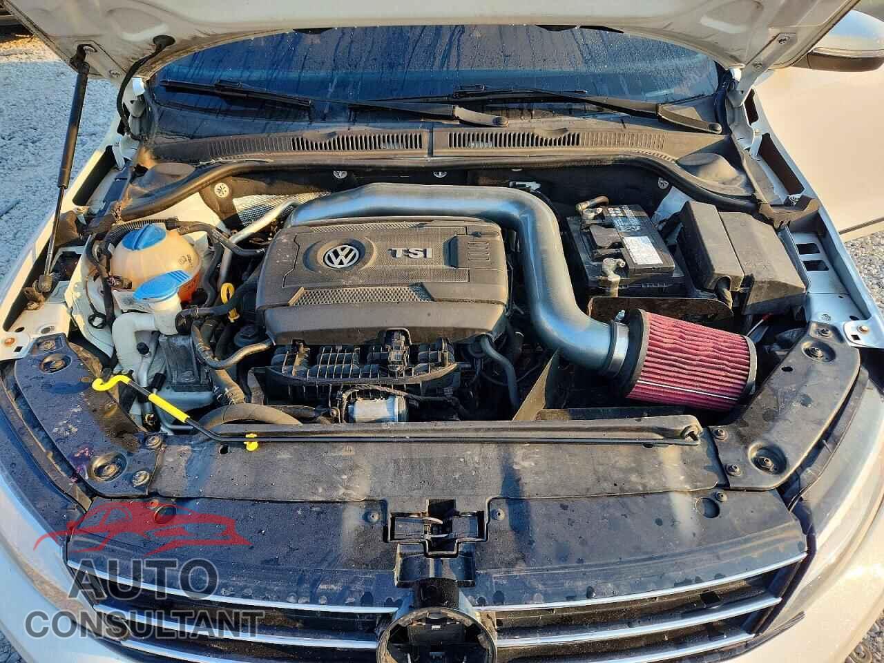 VOLKSWAGEN JETTA 2017 - 3VWL17AJ8HM399983