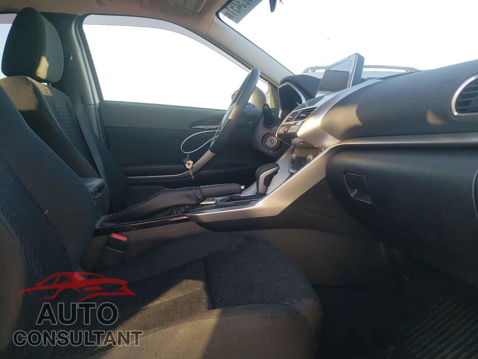 MITSUBISHI ECLIPSE 2019 - JA4AT3AAXKZ603633