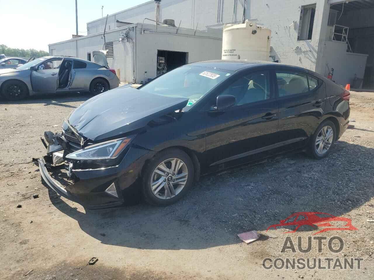 HYUNDAI ELANTRA 2019 - 5NPD84LF4KH434560
