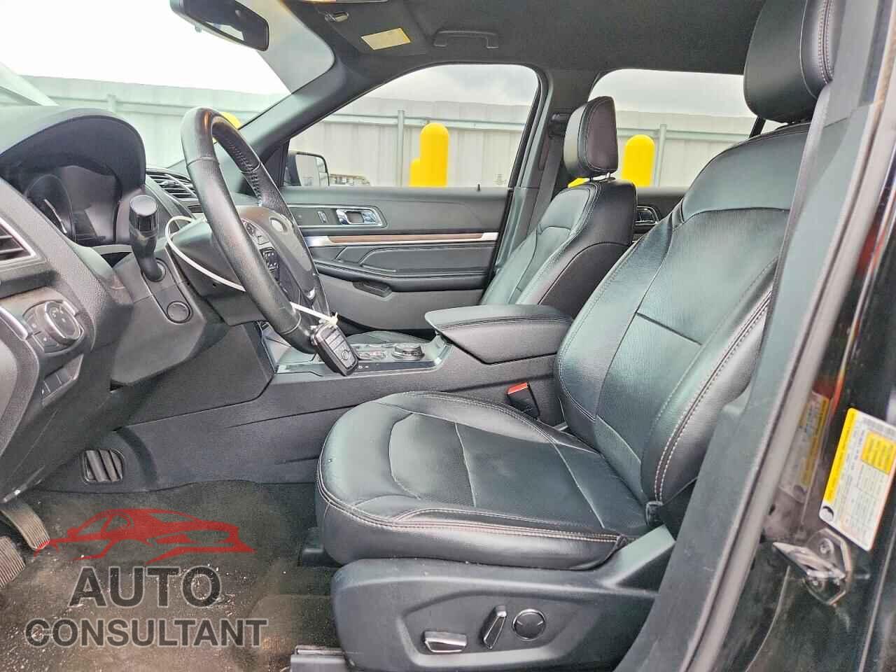 FORD EXPLORER 2018 - 1FM5K8F86JGB33412