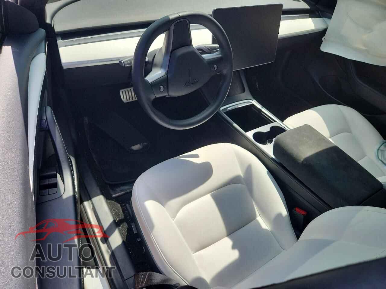 TESLA MODEL 3 2021 - 5YJ3E1EC3MF984582