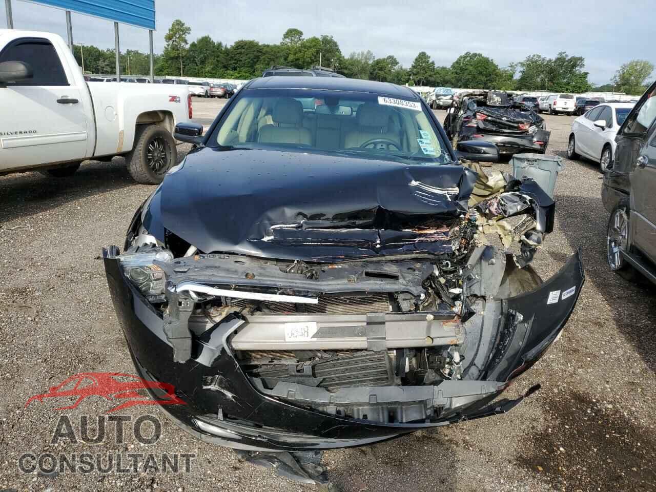 FORD TAURUS 2017 - 1FAHP2E82HG106208