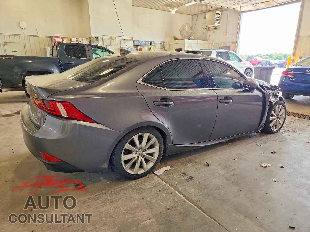 LEXUS IS 2014 - JTHCF1D26E5003653