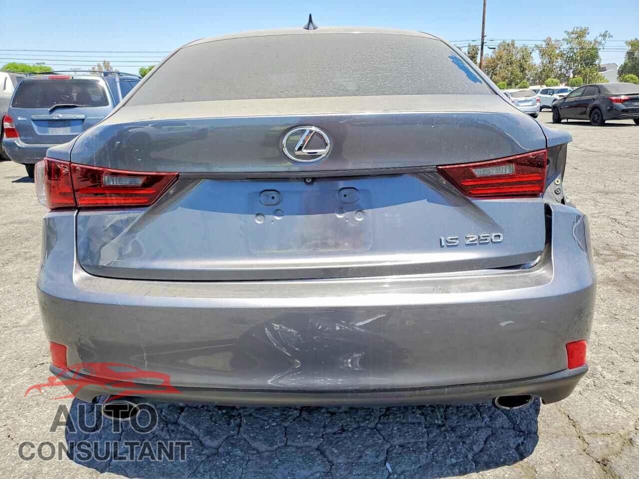 LEXUS IS 2014 - JTHBF1D22E5034071