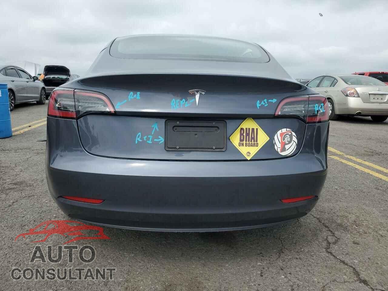 TESLA MODEL 3 2023 - 5YJ3E1EA6PF699717
