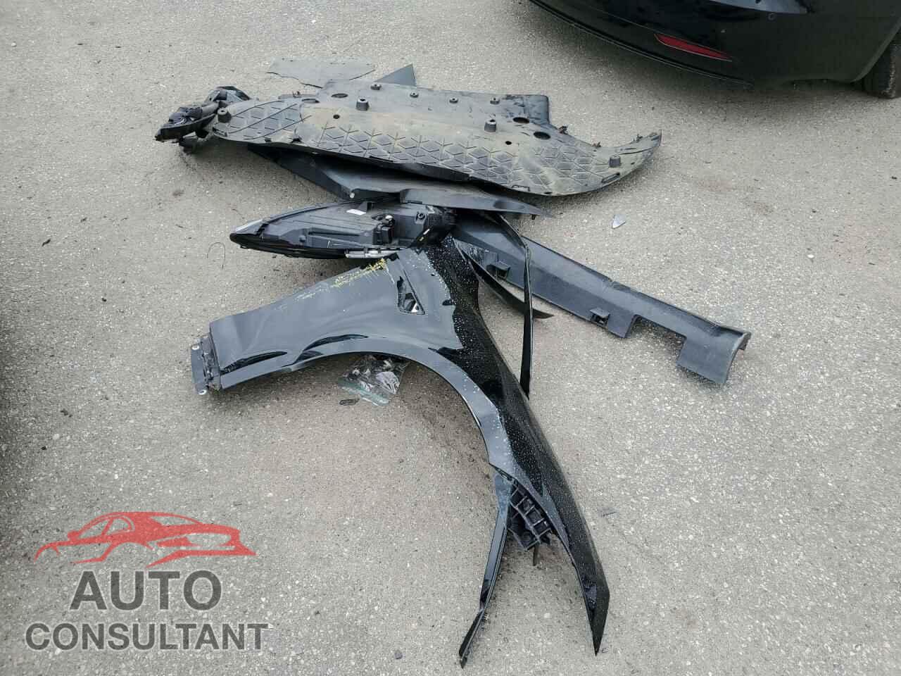 TESLA MODEL S 2018 - 5YJSA1E48JF272175