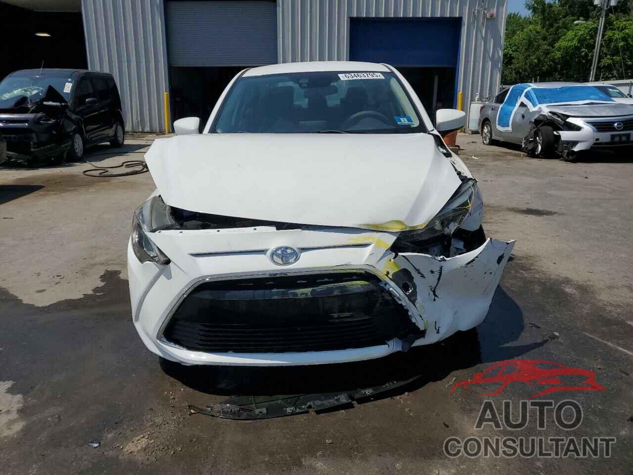 TOYOTA YARIS 2018 - 3MYDLBYV6JY313387